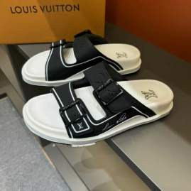 Picture of Louis Vuitton Slippers _SKULVsz38-45mnh0584716